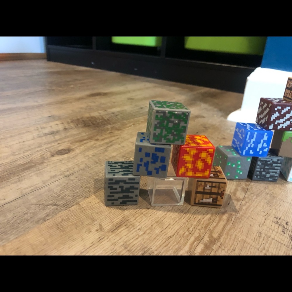 Minecraft mining cubes - Picture 2 of 5